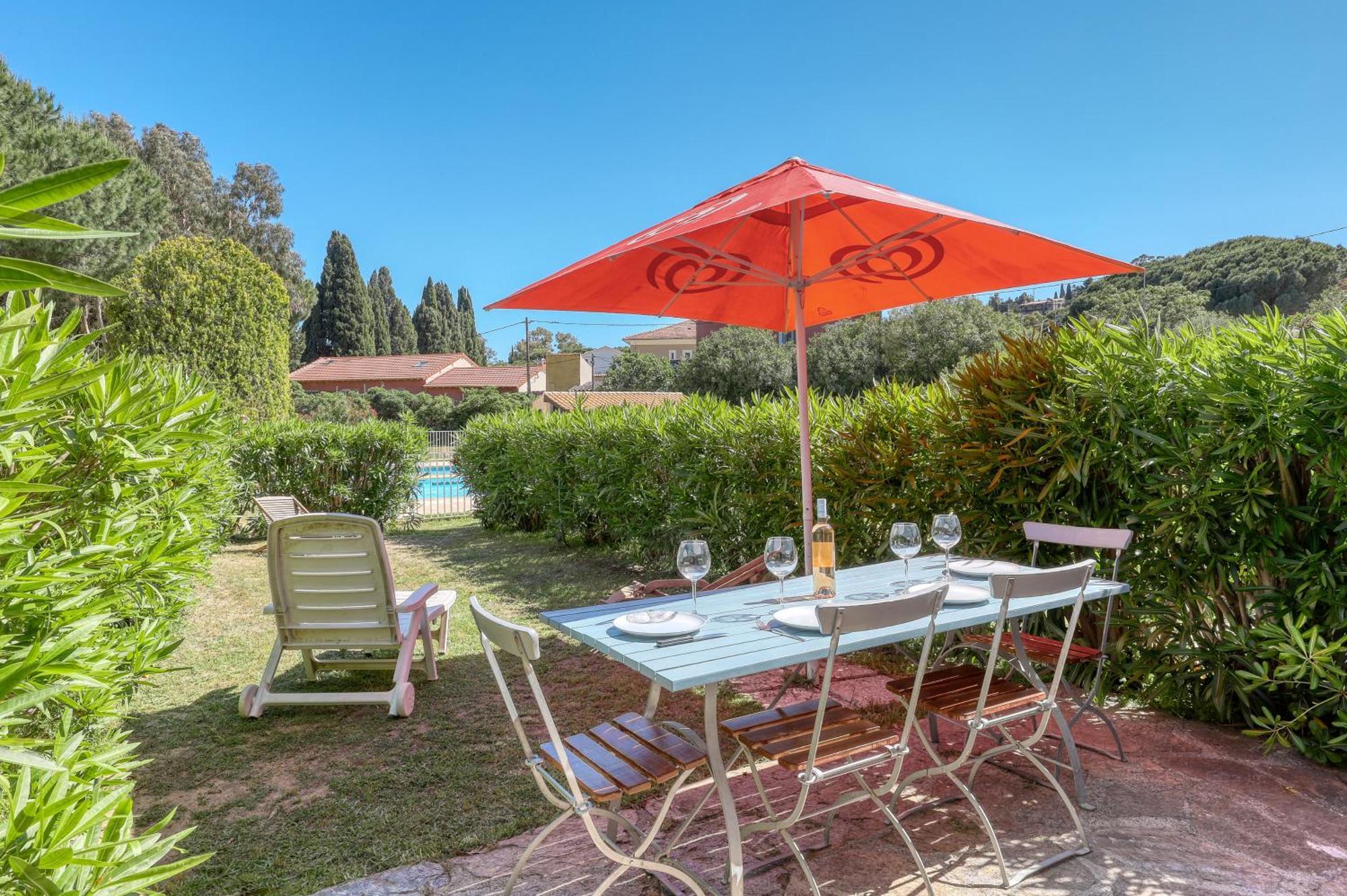 Magnificent Newly Renovated Close To Beach & Swimming Pool Le Lavandou Zewnętrze zdjęcie