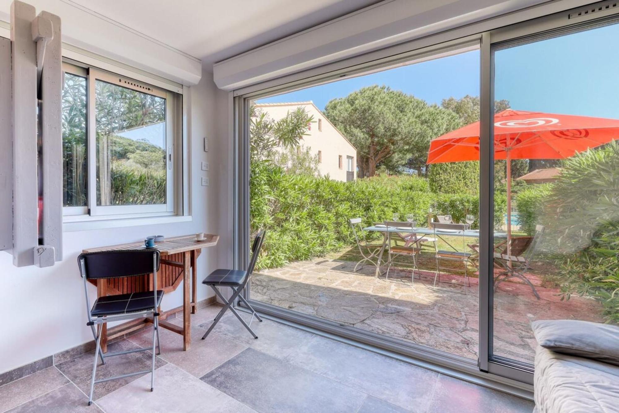 Magnificent Newly Renovated Close To Beach & Swimming Pool Le Lavandou Zewnętrze zdjęcie