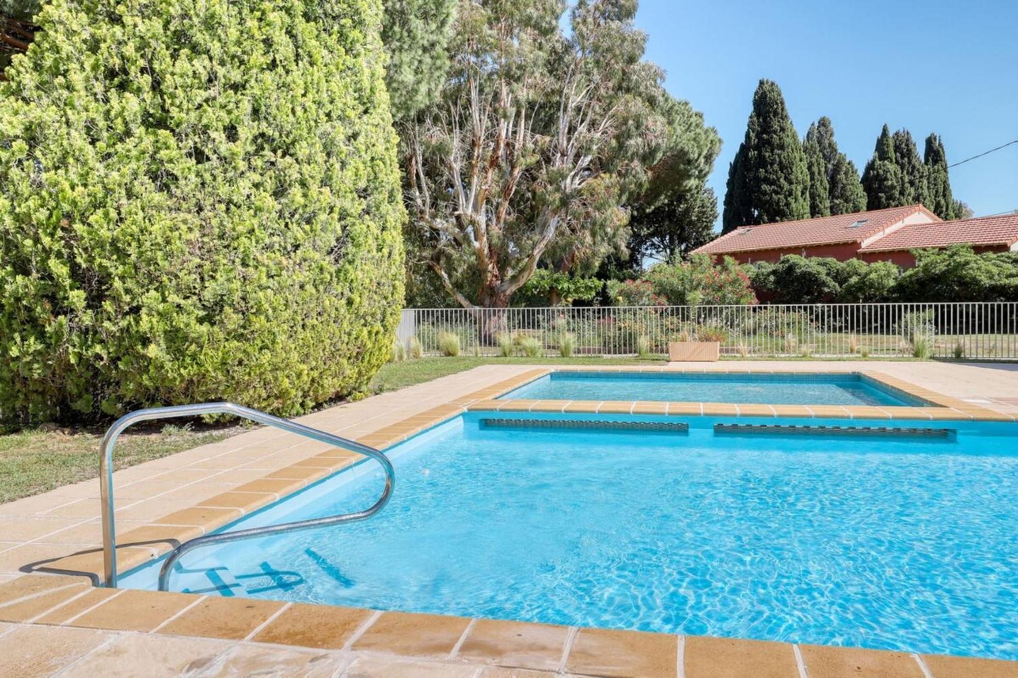 Magnificent Newly Renovated Close To Beach & Swimming Pool Le Lavandou Zewnętrze zdjęcie